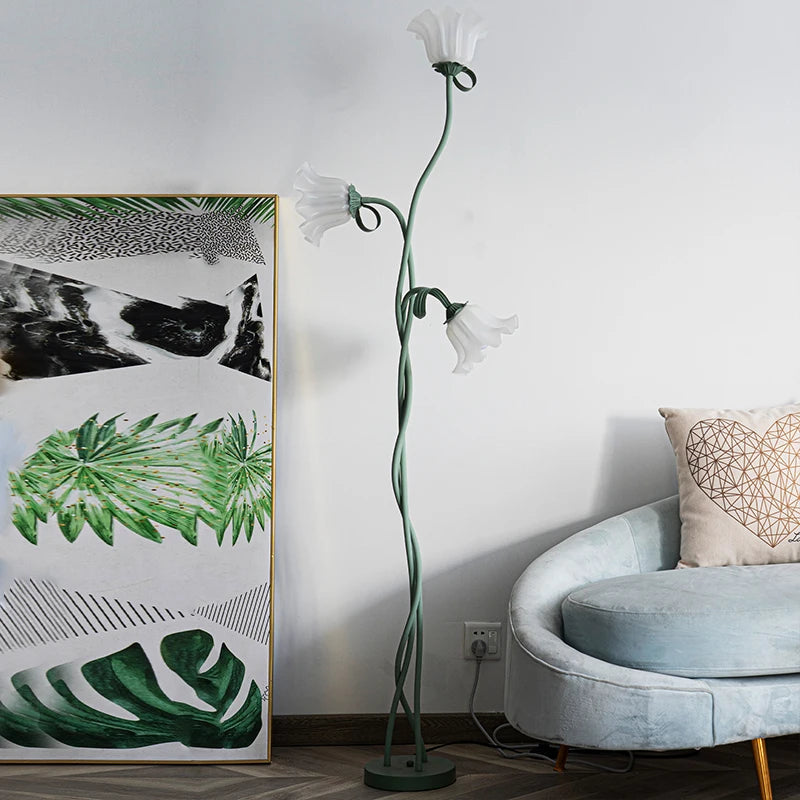 Adjustable Arm Floor Lamp