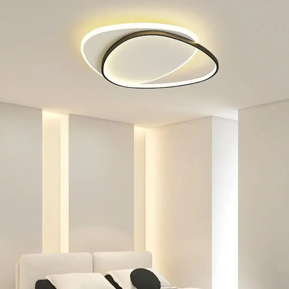 Black Modern Ceiling Light With Interlaced Lines 