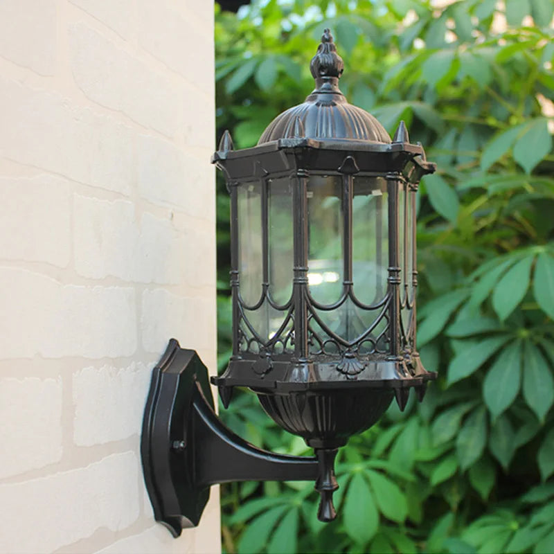 Black Retro Classic Outdoor Wall Light